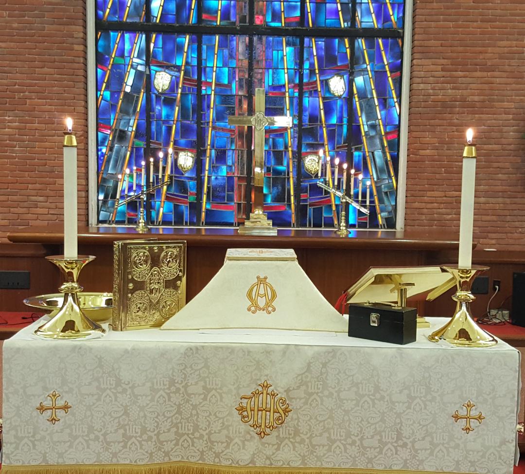 Calvary Episcopal Church altar